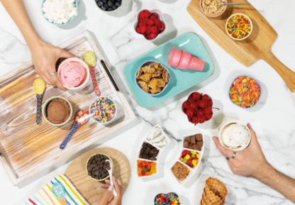 Ninja CREAMi Scoop & Swirl 13-in-1 Soft Serve & Ice Cream Maker NC701UK