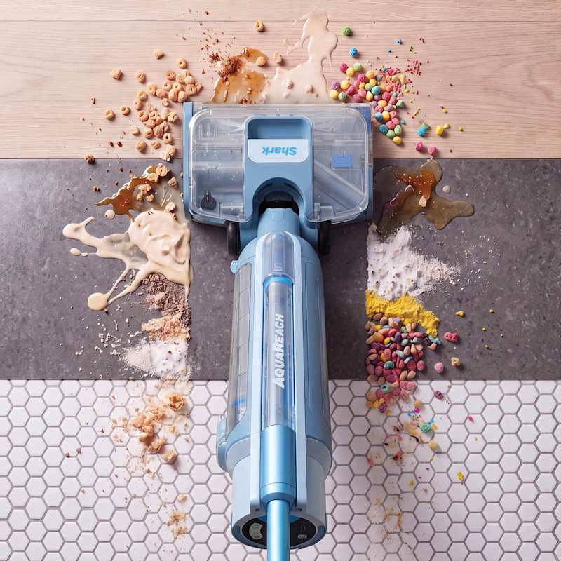 Shark® AquaReach™ Floor to Ceiling Vacuum Mop